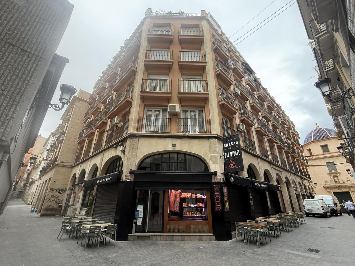 Alicante. Centro Storico. Via San José.